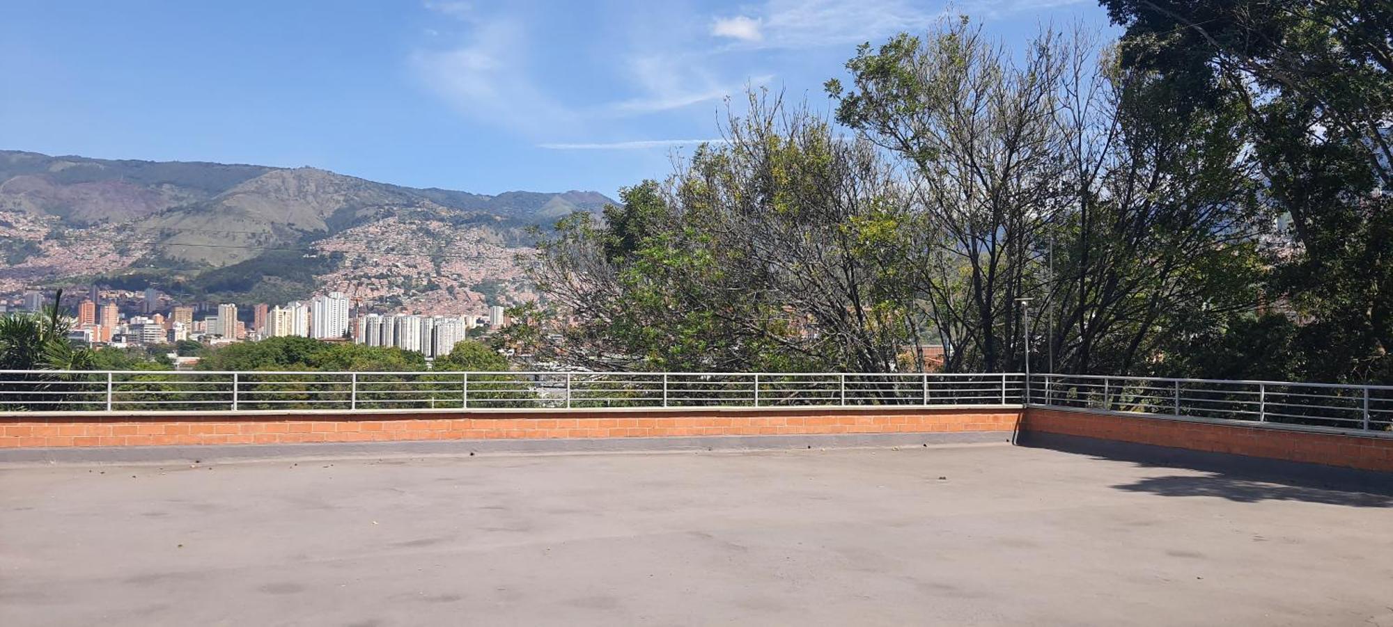 Apartamento Cerca A Plaza Mayor Medellin Ngoại thất bức ảnh